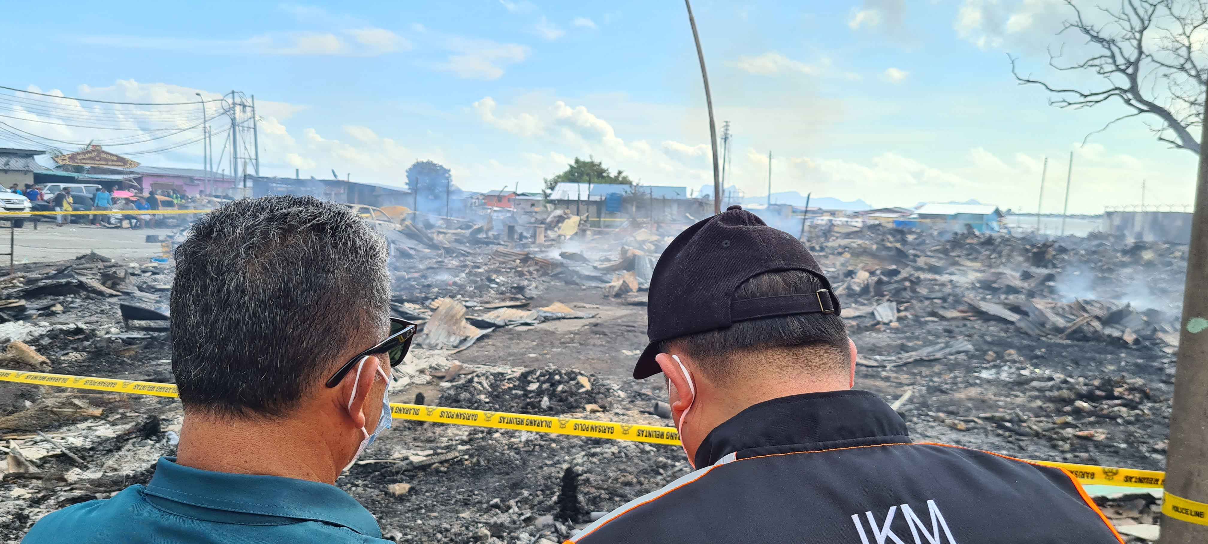 Lawatan Pengarah ke Pusat Pemindahan Sementara dan Lokasi Kebakaran Kampung Bangau-Bangau Semporna